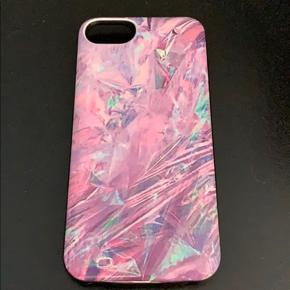 Lucy Lemon charging case for iPhone 8.